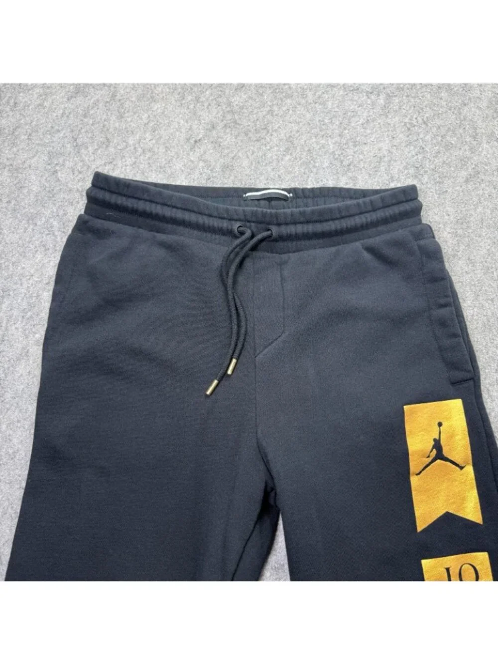 Jordan AJ Remastered Jogger Pant Men XS Black Gold HBR Fleece 28
